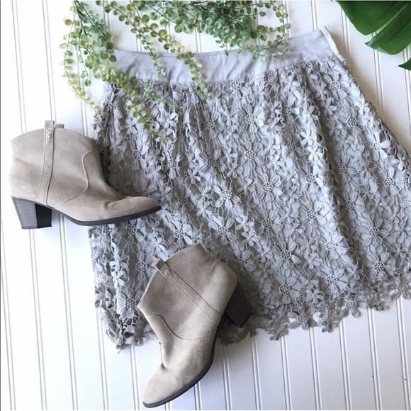 Nick & Mo Dresses & Skirts - Nordstrom grey floral embroidered skirt